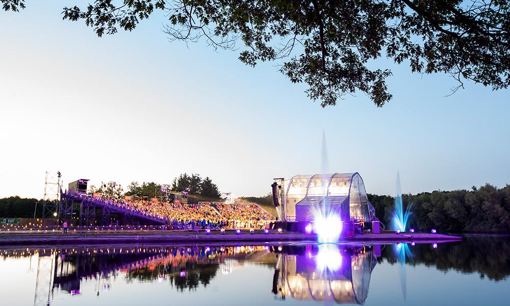 Mainstage - About us